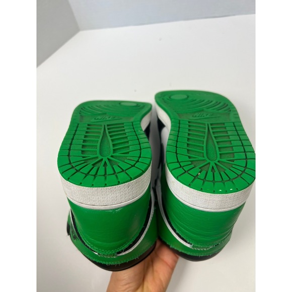 Jordan 1 Retro High OG Lucky Green Black White DZ5485-031 Mens 9.5 St. Patrick's - Picture 10 of 12